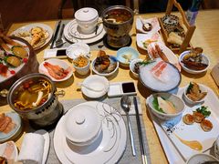-雍和会海鲜姿造自助(湖东路店)