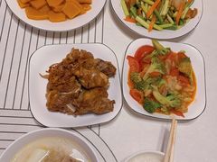 -臻爱住家月嫂育儿嫂(万达店)