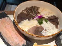川门毛肚七绝-哥老官重庆美蛙鱼头(日月光店)