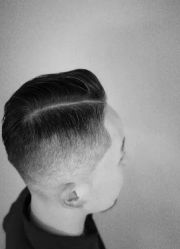 中发-愉己冥想·护发专门店
