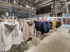 -迪桑特DESCENTE(北京三里屯BLANC店)