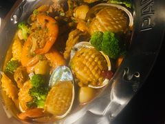 -胖哥俩肉蟹煲(湖滨银泰in77店)