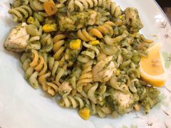 三文鱼菠菜汁螺纹意面-花十悦·鲜花咖啡餐厅(振业城一期店)