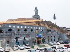 -采薇庄园四季滑雪场