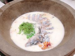 -鲜潭蒸汽石锅鱼(五道口购物中心店)
