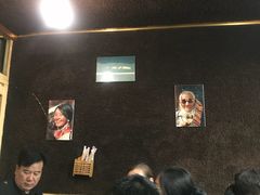 等位区-口口香小吃店