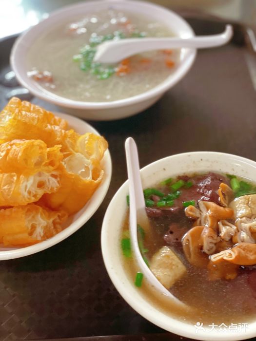 国仔面线糊(水门国仔总店)猪血汤图片