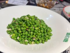 -新白鹿餐厅(百联中环店)