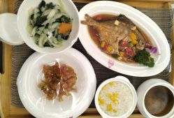 -月满阁月子中心(莲湖区店)