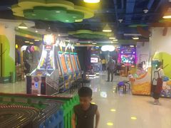 -酷洛小镇(步步高新天地购物广场店)