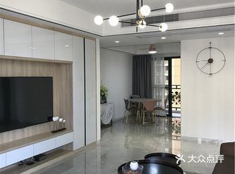 120平现代简约风装修，户型方正，南北通透。 ​
