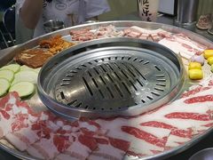 -哈哈碳都·牛肋条无限自助烤肉(宝龙店)