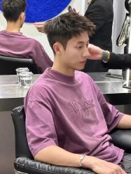 -一家只做男发烫染的店