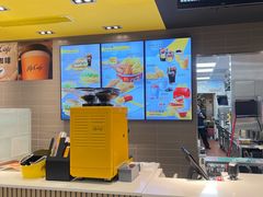 -麦当劳(轻轨曹杨路店)