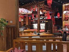 -老滇山寨•云南特色菜•地方菜•民族风情歌舞表演(金碧店)