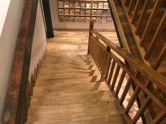 -猫的天空之城概念书店(杭州南宋御街店)