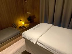 -AURAS璈然科技护肤中心