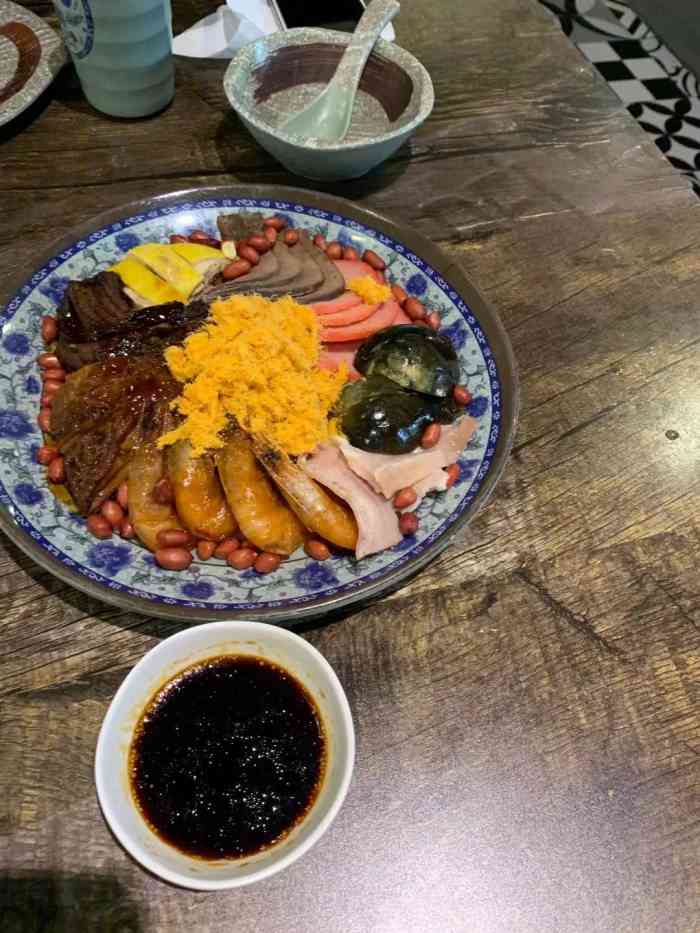 三林老八样本帮馆(金桥店)-"前几天中午瑜伽课结束,约了几个练瑜伽的