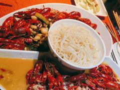 -龙巢盱眙龙虾·牛蛙·烧烤宵夜(八卦岭店)