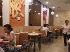 大堂-一席地·本地鸡窝·杭帮鸡火锅(萧山银隆百货店)