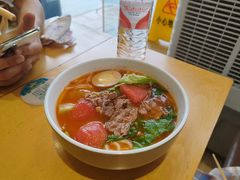 -三千粉牛肉米粉(来客茂店)