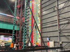 -极限PLAY运动娱乐新世界·团建派对潮玩休闲馆·室内蹦极高空游乐园