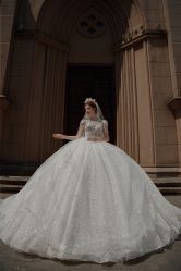 -艾米丽婚纱礼服