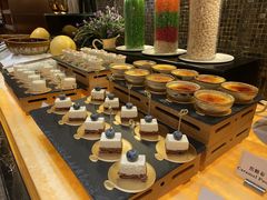 -岷山饭店-芝芝自助餐厅