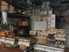 面包甜点陈列柜-Juicy Bakery(大学路店)