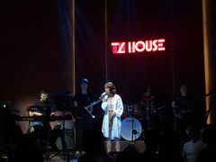 -TZ House音乐现场(来福士中心店)