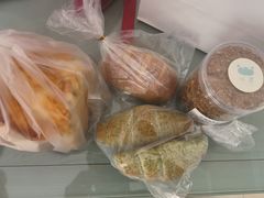 -沁屋面包店(人民东路店)