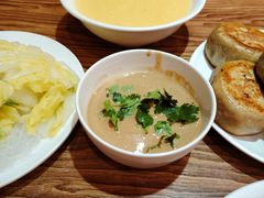 -清真吴记门钉肉饼·喜多利