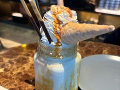 独角兽坚果奶昔-Lets burger非常汉堡·环球风味(蓝色港湾店)