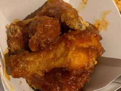 -BHC炸鸡(明洞总店)