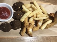 -必胜客(百联又一城店)