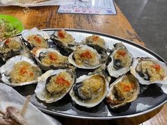 -蚝哥花姐湛江烤生蚝(美丽湾市场店)