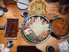 -干杯小木屋米酒店(罗斯福店)