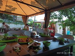 -玫瑰庄园·自助烧烤·烤全羊·团建拓展(龙泉山店)