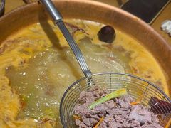 -洱火云南酸菜牛肉火锅(石景山当代商城店)