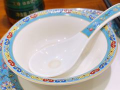 -清真·玛丽亚新疆菜主题餐厅(浙江中路店)