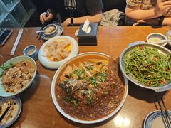 -95号酱骨·一块豆腐(展春园西路店)