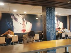 -麦当劳(乳山路店)