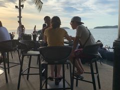 -Sunset Bar(丹绒亚路香格里拉店)