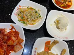 -木槿花韩式炭烤·熟成肉工坊(孙文东路店)