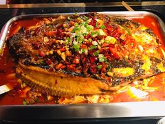 清江鱼-鸣记脆皮烤鱼·海鲜烤鱼(亿合城店)