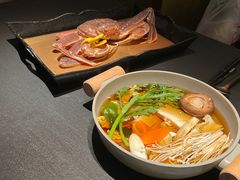 -蟹犇前•帝王蟹雪蟹(陆家嘴店)