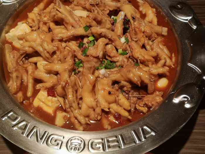 胖哥俩肉蟹煲(名城广场店)-"两个人小份就够了,里面本来就有很多土豆