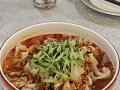 -汗腾格里·风味餐厅(新疆驻京办店)