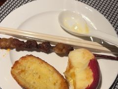 甜点-广州万富希尔顿酒店-感趣自助餐厅·生蚝海鲜刺身