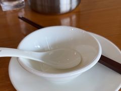 -莲餐厅·湖北菜·潜江小龙虾店(愚园路店)